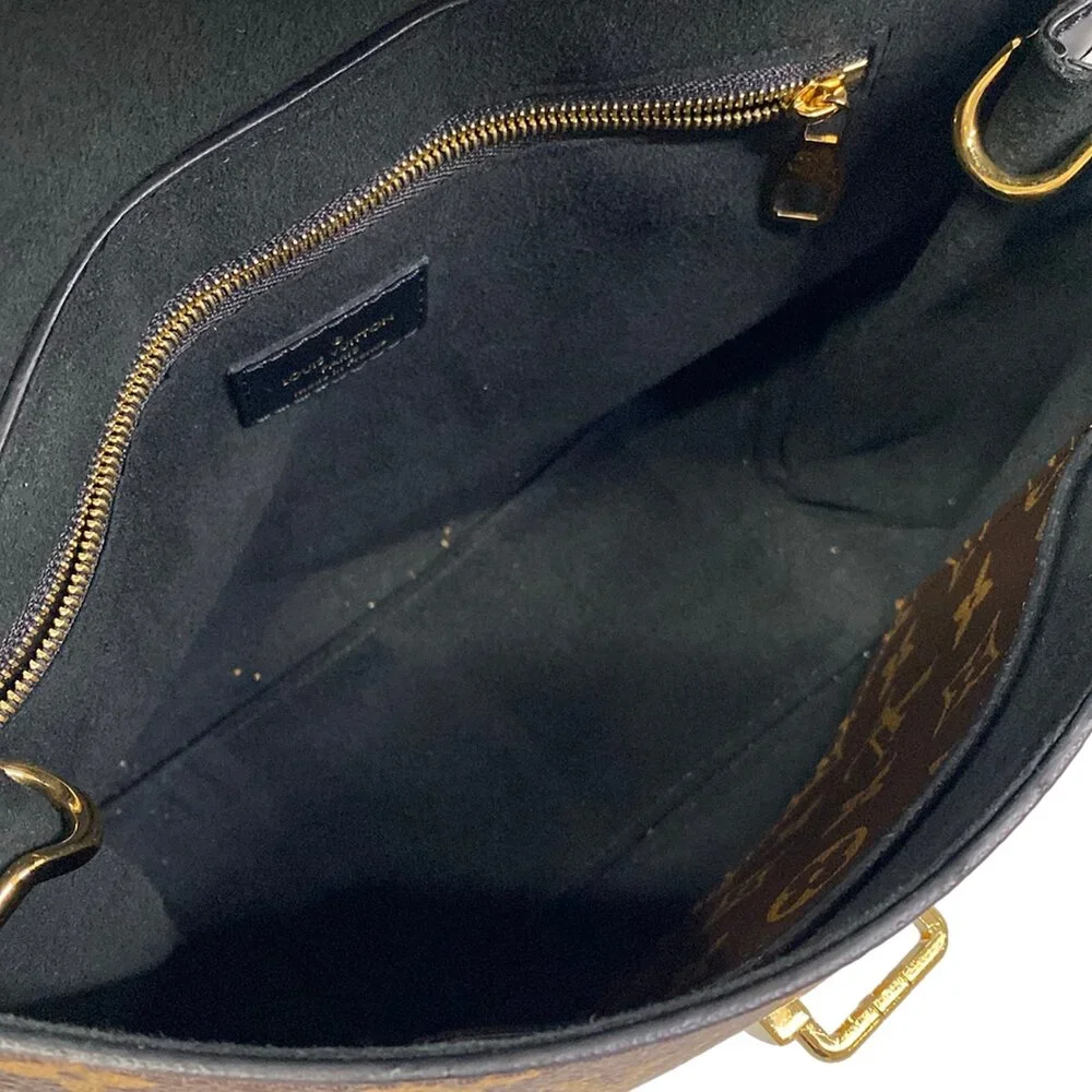 Louis Vuitton One Handle Flap Bag MM Monogram Handbag M43125